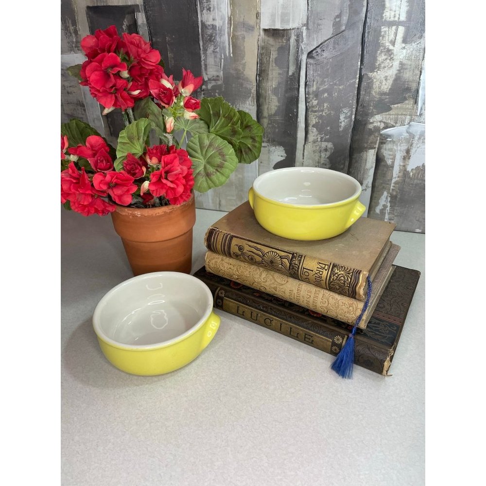 Vintage Sebring United Airlines Pottery Individual Soup Baker Casserole Yellow C